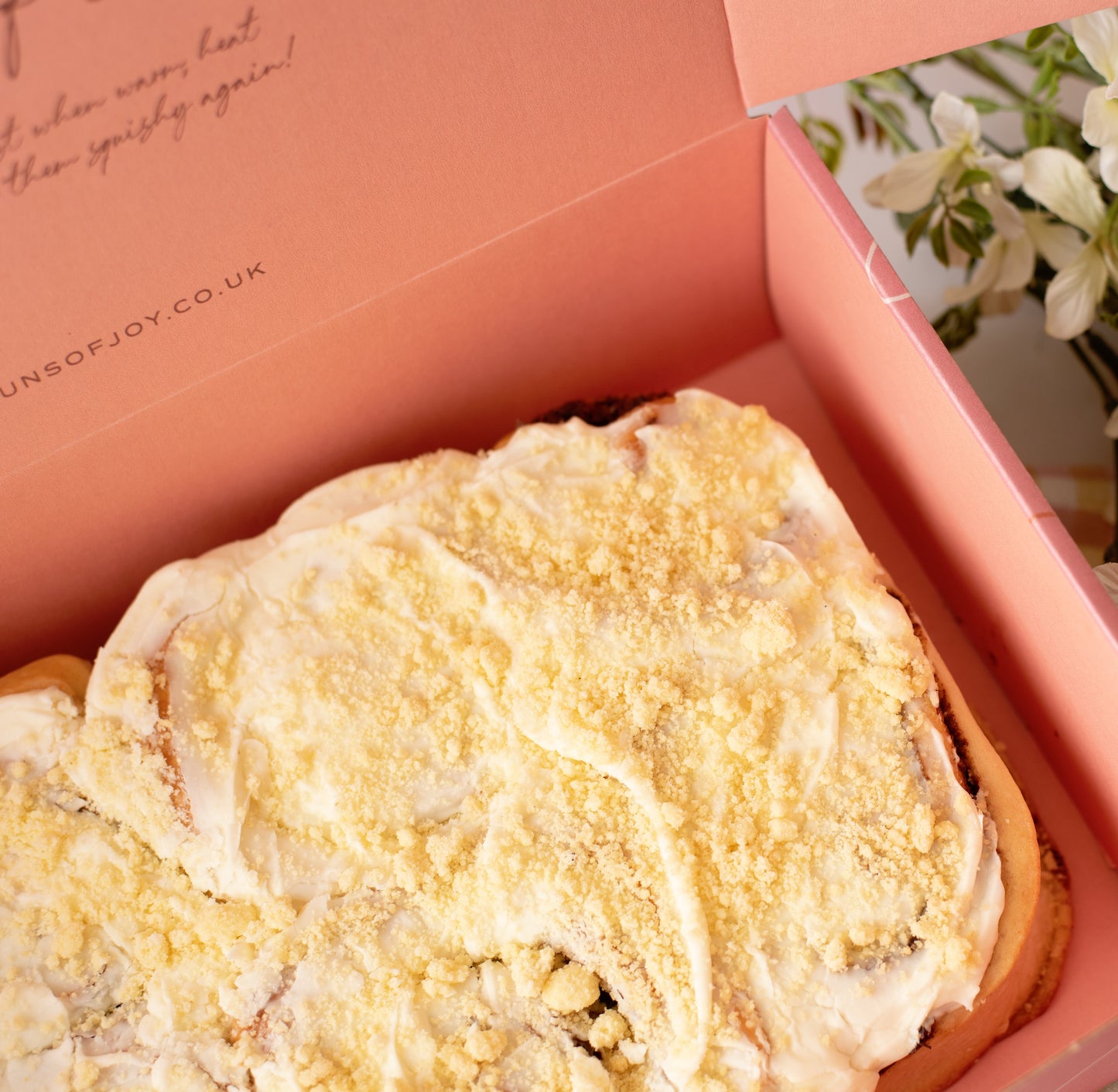 The Apple Crumble Cinnamon Bun Box of 6