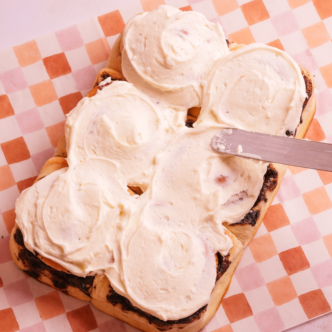The Oreo Cinnamon Bun Box of 6