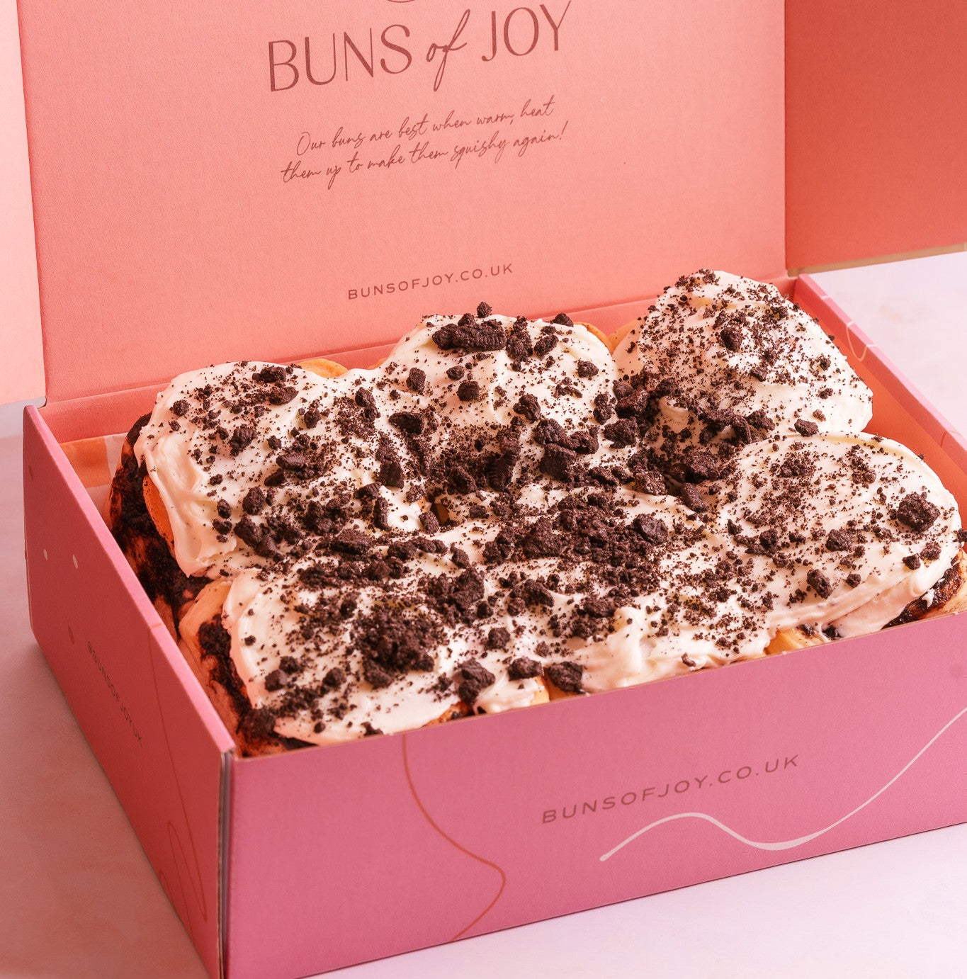 The Oreo Cinnamon Bun Box of 6